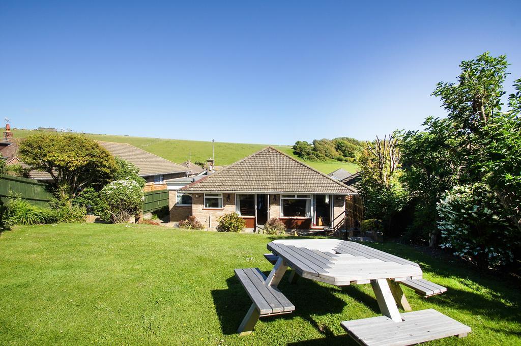 Dean Court Garden - Parking - By Brighton Holiday Lets Экстерьер фото